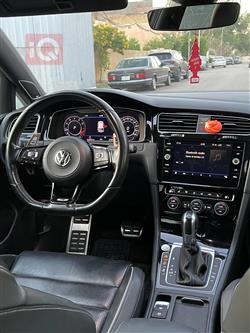 فولكسفاغن جولف R